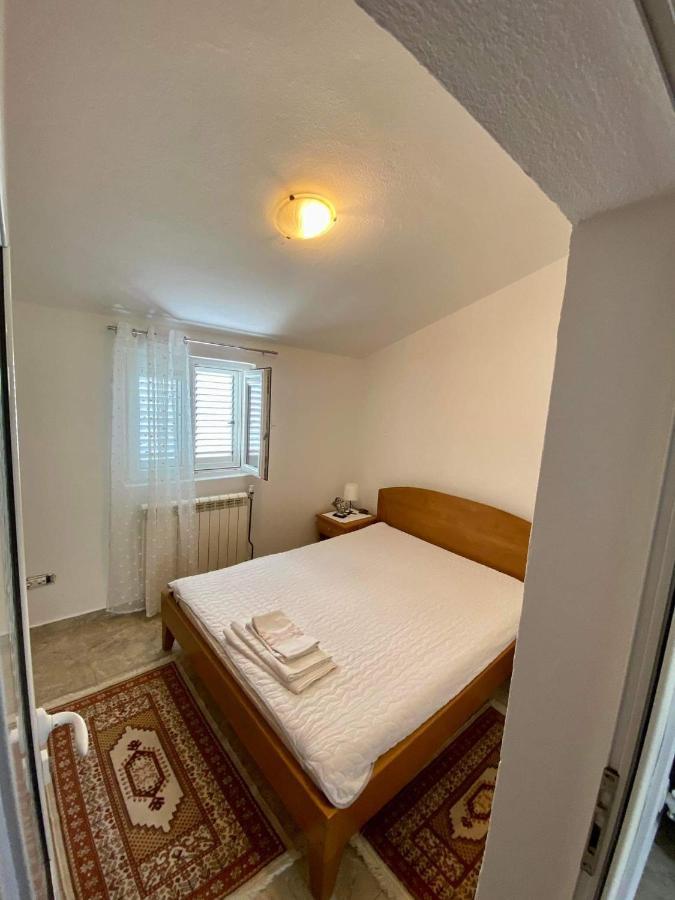 Apartman Slavica Daire Kotor Dış mekan fotoğraf