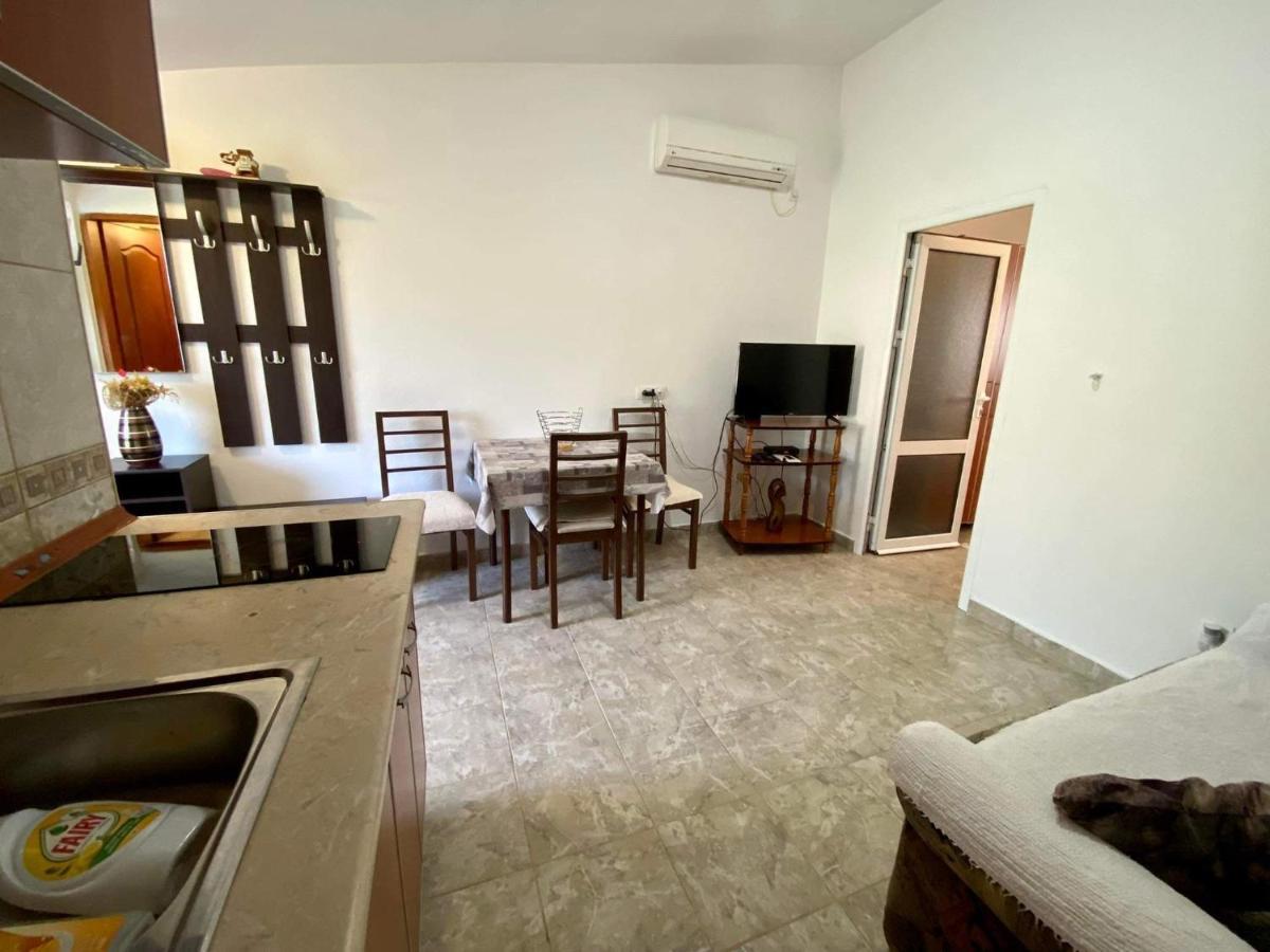 Apartman Slavica Daire Kotor Dış mekan fotoğraf
